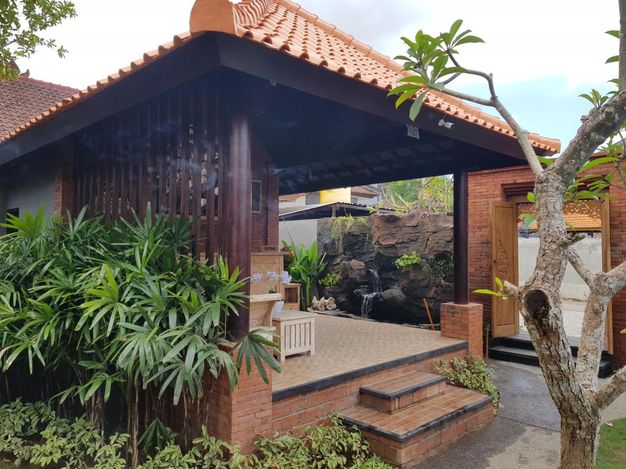 Poedja Villa Jimbaran Exterior photo