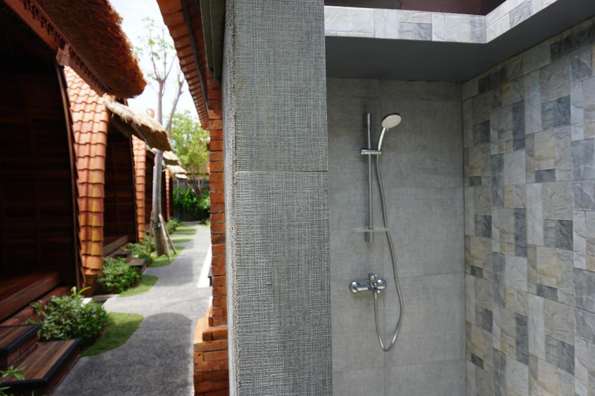 Poedja Villa Jimbaran Exterior photo