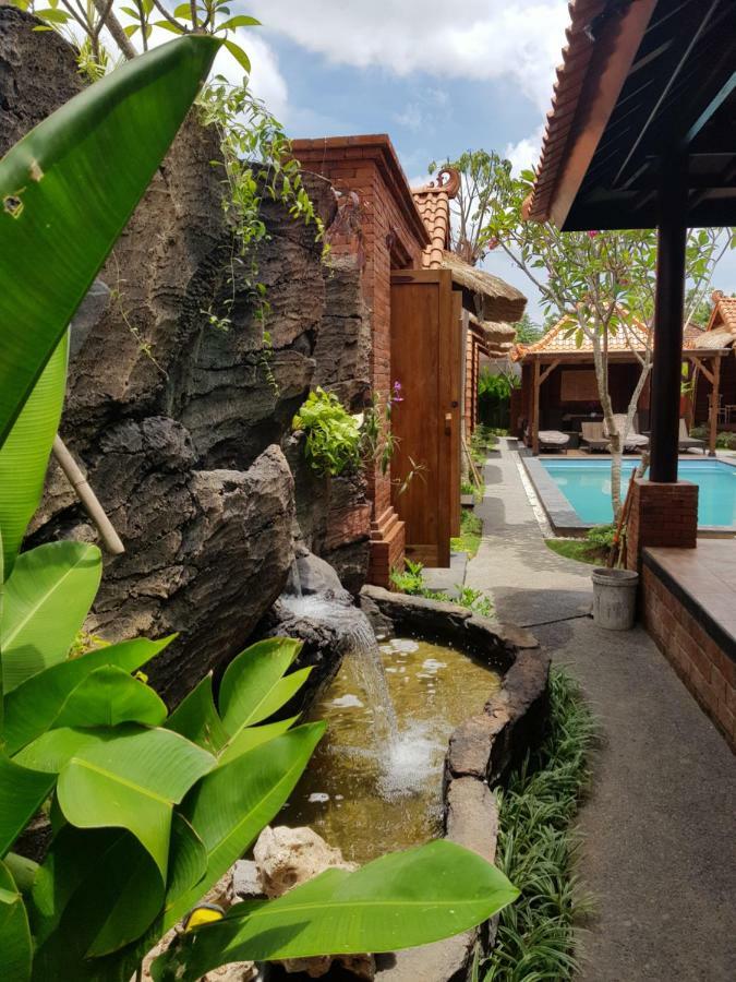 Poedja Villa Jimbaran Exterior photo