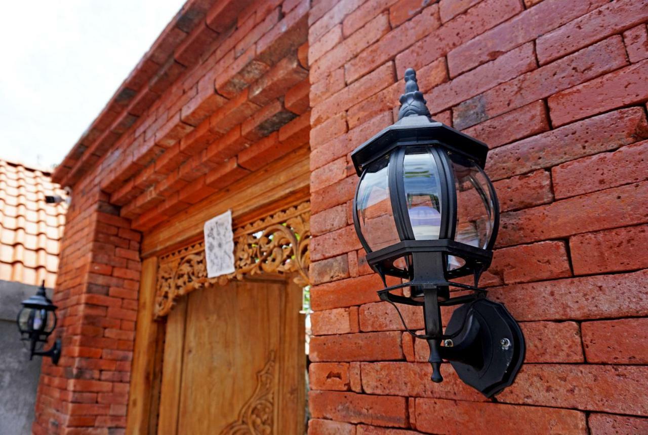 Poedja Villa Jimbaran Exterior photo